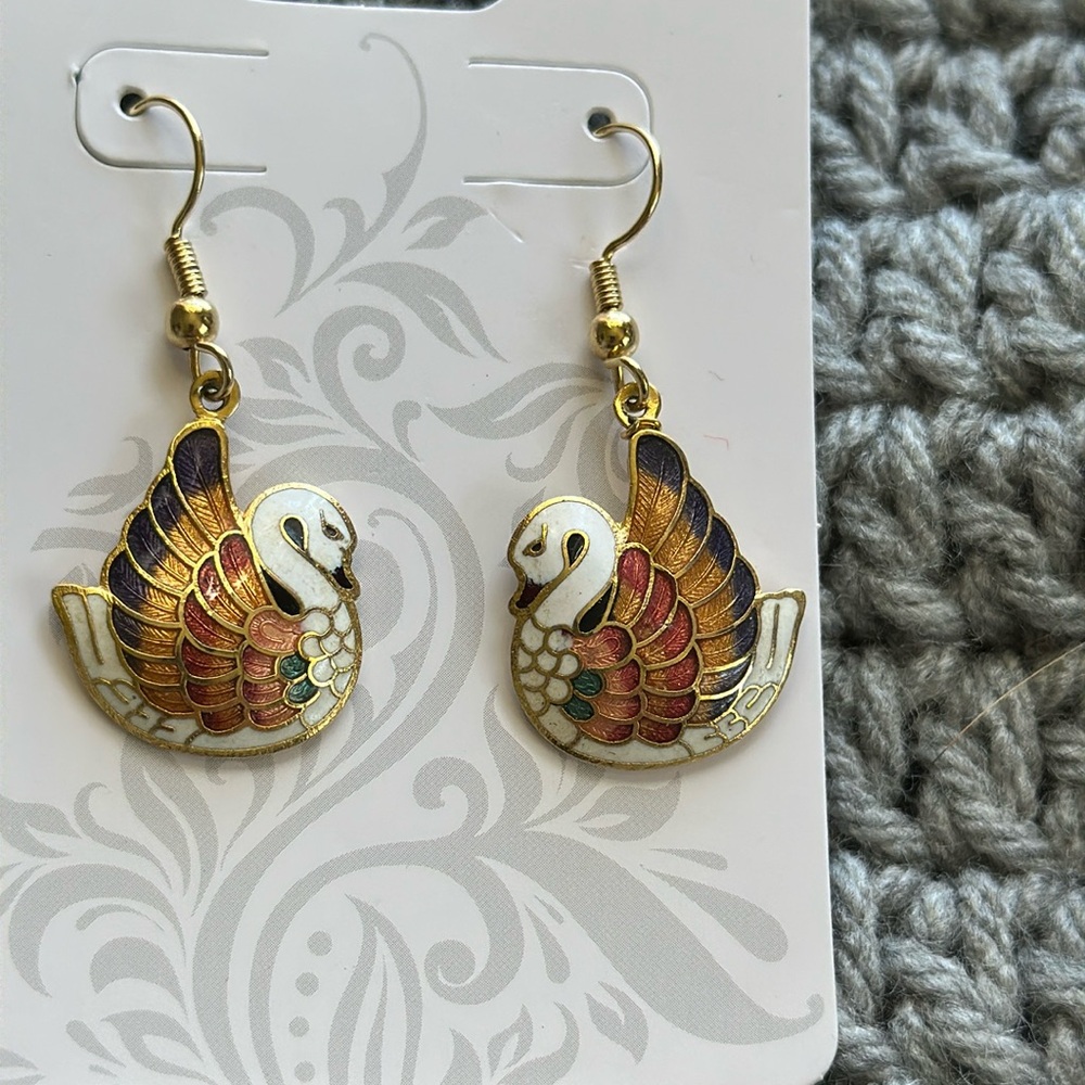 Cloisonne Dangle Swan earrings white with colorful feathers gold tone
